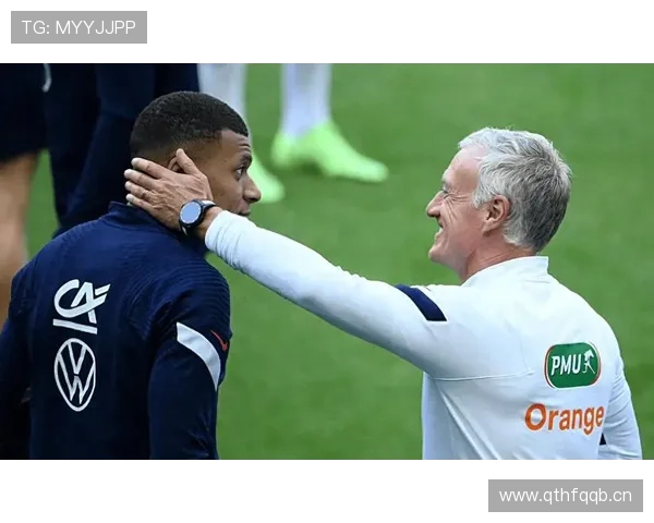 姆巴佩与齐达内法国领袖作用对比：赛场贡献与精神引领差异解析