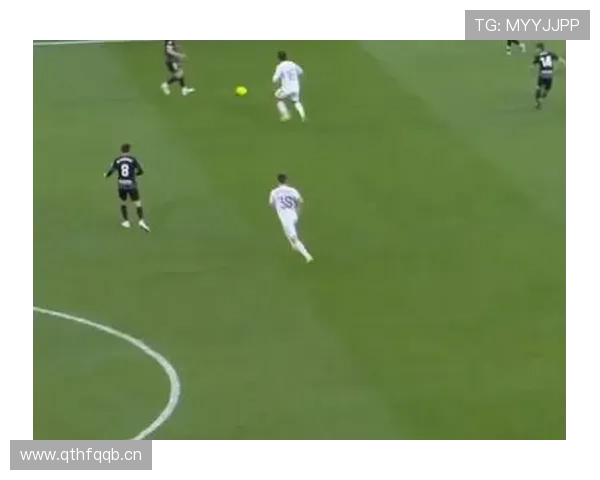 皇马新星居莱尔的战术角色与适配度分析：是否存在过度限制？